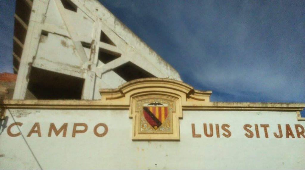 Repintem la porta del Sitjar!